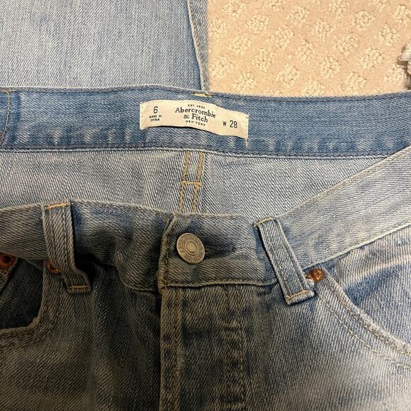 Abercrombie & Fitch A&F Button Fly High Rise Distressed Jeans Blue Size 28 - Picture 6 of 7